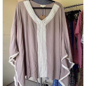 2X brand new with tags,taupe with cream details.